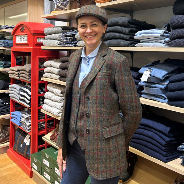 Damenweste und Blazer aus Harris Tweed