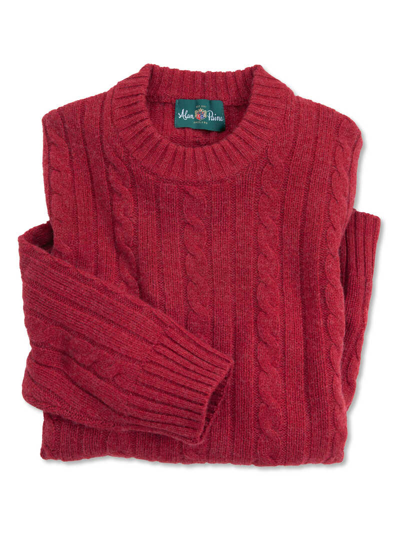 Herrenpullover mit Zopfstrick