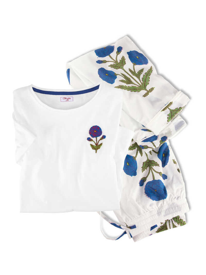 Produktbild zu Baumwoll-Pyjama mit Kornblumen