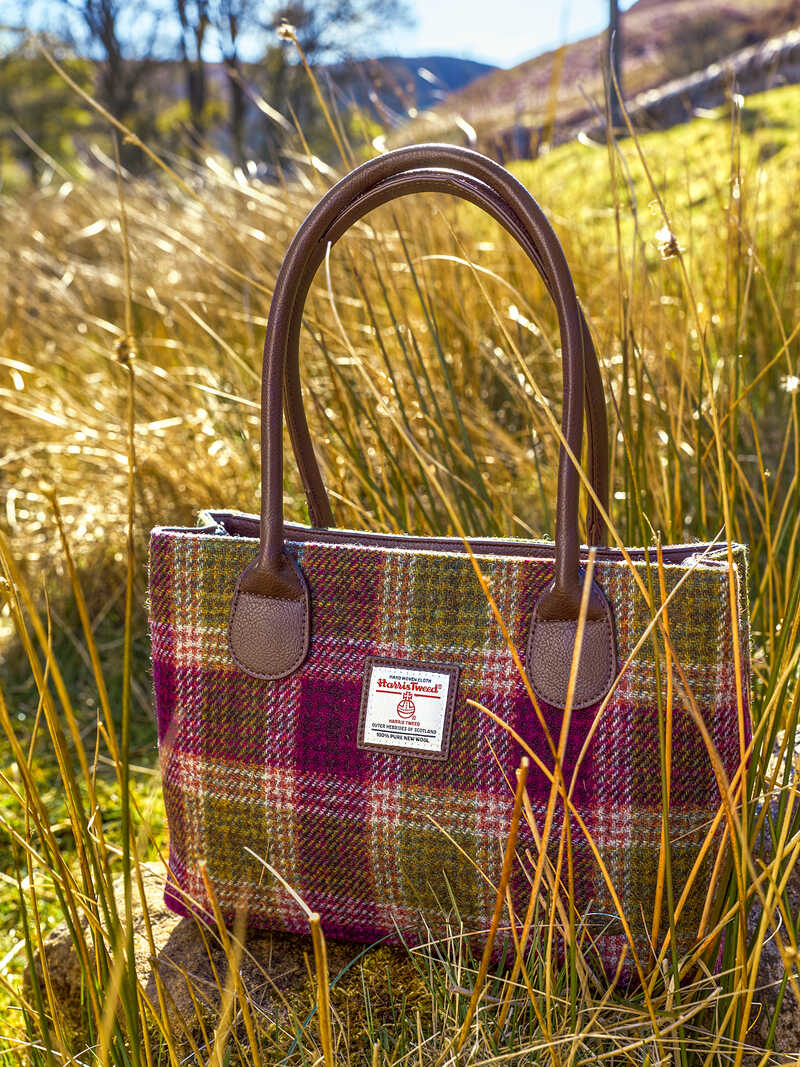 Produktbild zu Harris Tweed Handtasche