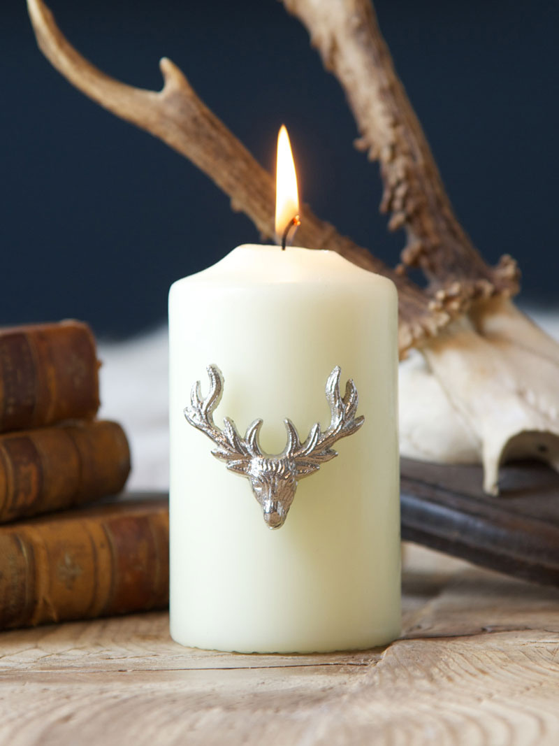 Alternatives Bild 2 zu Kerzenstecker mit Hirsch