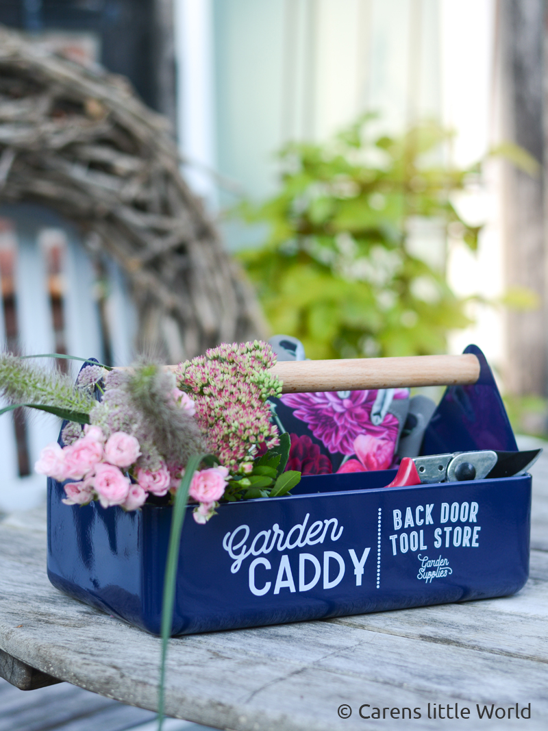 Alternatives Bild 2 zu Blaue Metallbox mit Holzgriff