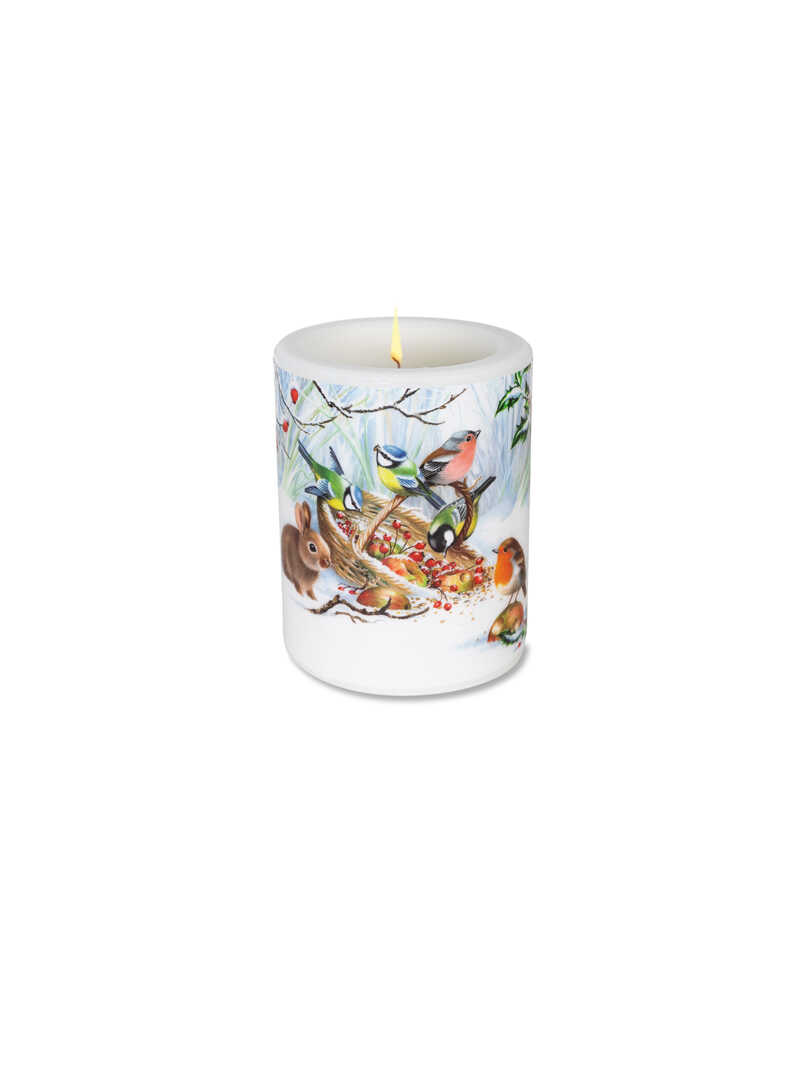 Windlicht-Kerze 'Winter Treat' mit Tieren im Wintergarten