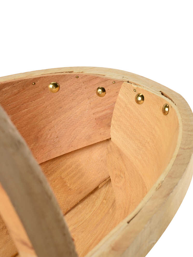 Traditioneller Erntekorb aus Holz
