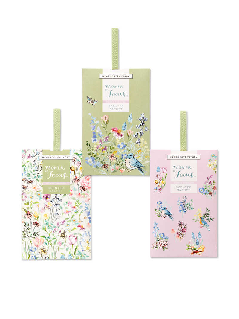 Drei Duft-Sachets mit Sommerblumen-Duft