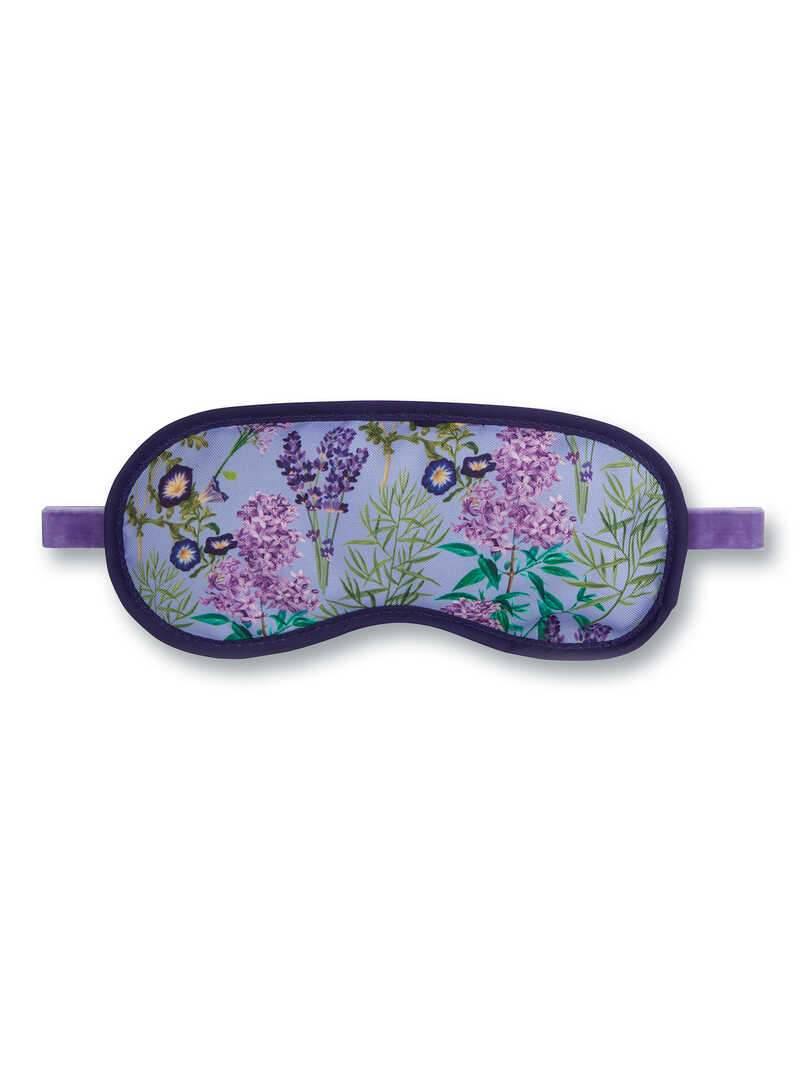 Augenmaske gefüllt mit Lavendelblüten für einen erholsamen Schlaf