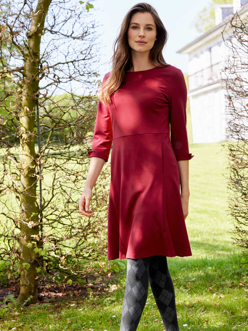Alternatives Bild 1 zu Rotes Winter-Jerseykleid mit Rundhals