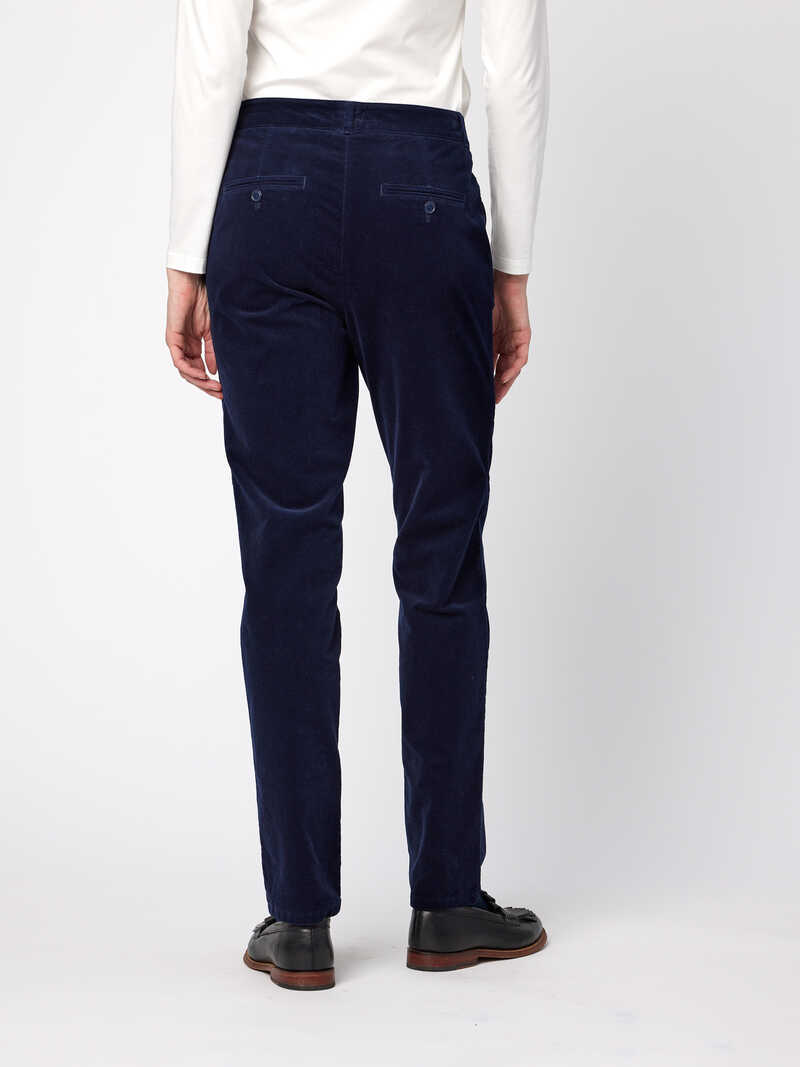 Blaue Damen-Chinohose aus Sportsamt