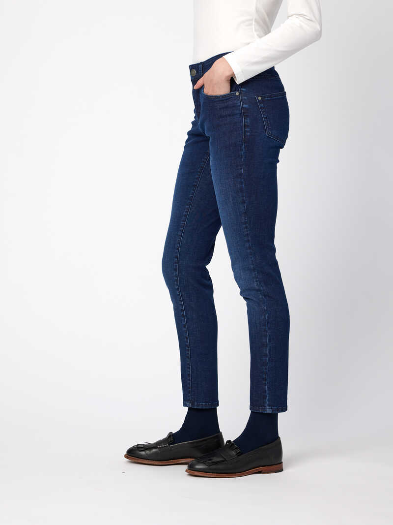 Alternatives Bild 2 zu Damen-Jeans in Five-Pocket-Form