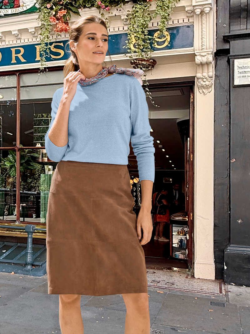 Produktbild zu Lederrock aus Ziegenvelours