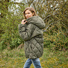 Damen-Steppjacke Aster im Oversize-Look aus recyceltem Polyester