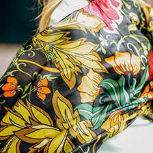 Seidenschal im William Morris Design