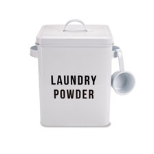 Weiße Waschmitteldose mit Aufschrift Laundry Power