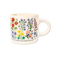 Henkelbecher mit Blumen