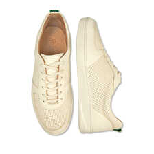 Weie Herrensneaker